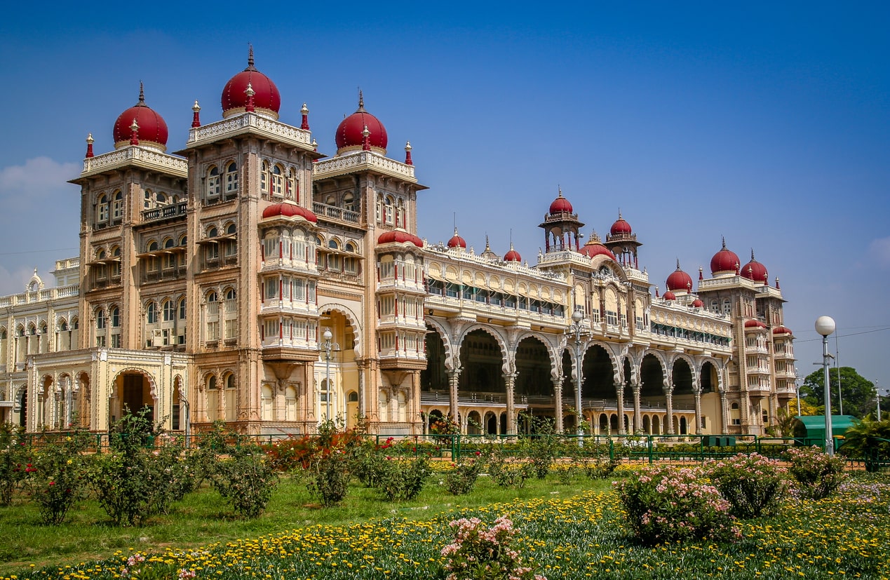 Maharajahs-Palace-in-Mysore-min