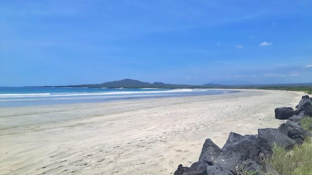 Playa Puerto Villamil