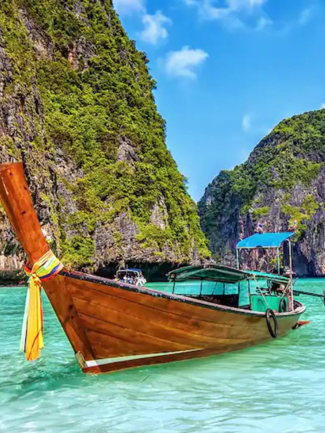 5 Must-Visit Attractions in Phuket